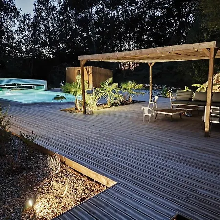 Ferienhaus L'ecrin De - Piscine Domme